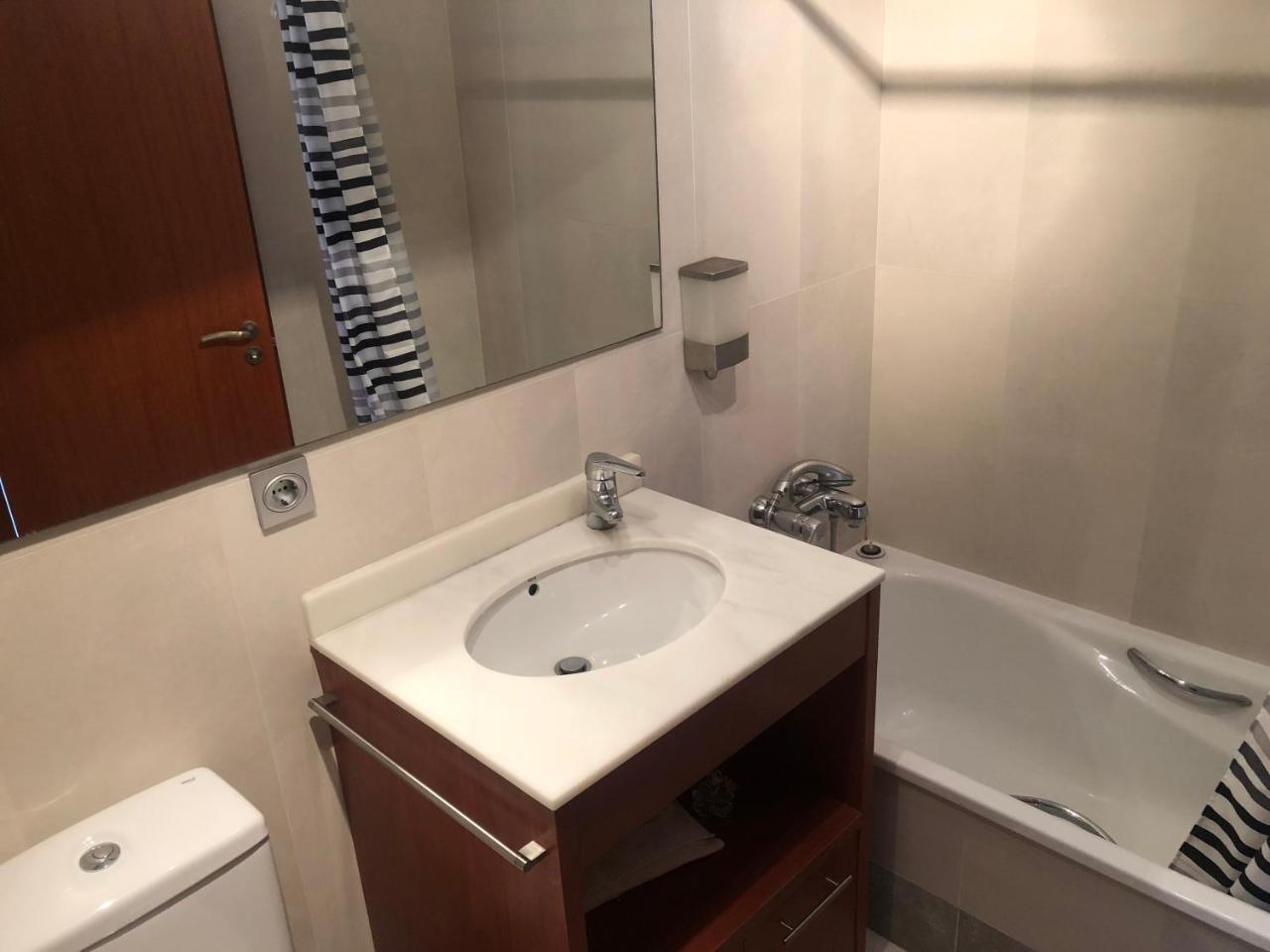 Apartment Elegance 2-serviden *